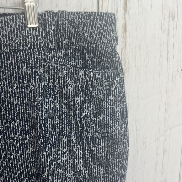 #46 Lane Bryant The Allie Crop Navy White Petal Pushers Pants Size 24 - Picture 5 of 6